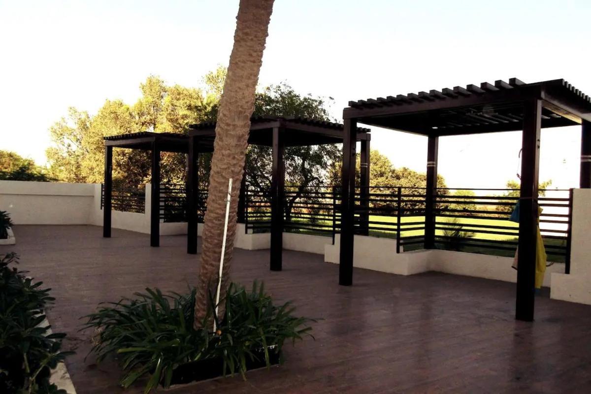 7 Seasons Palm Suite With Sky Orbit, Balcony, Swimming Pool, Wifi, Playground Rajkot Εξωτερικό φωτογραφία